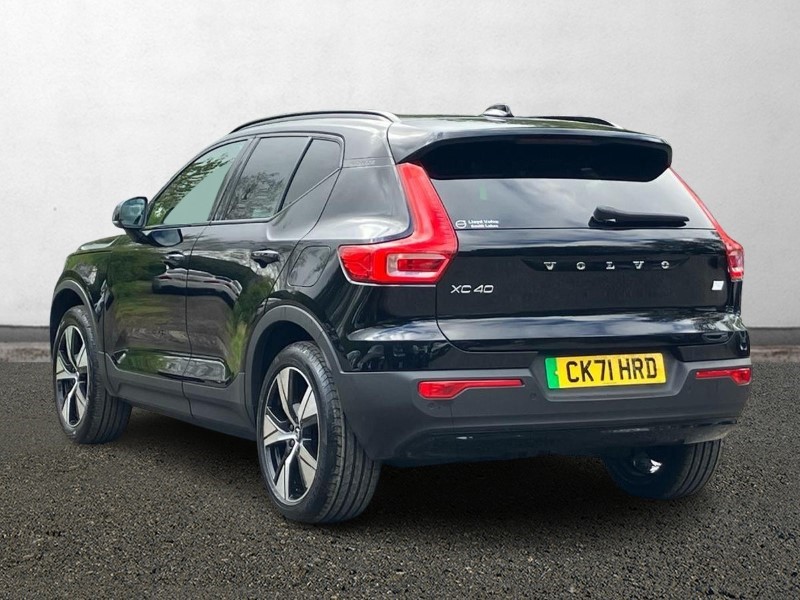 2021 (71) VOLVO XC40 300kW Recharge Twin Plus 78kWh 5dr AWD Auto 3467829