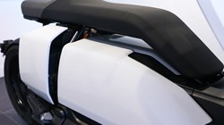 CE 04 3171713