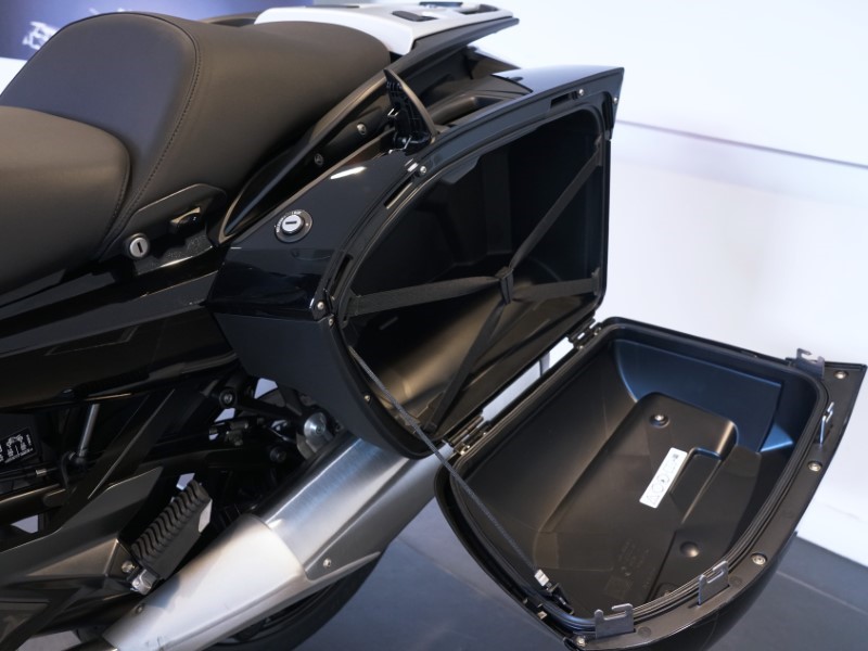  K 1600 GT SE 3066320