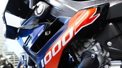 M 1000 R Competition Pack 3718281