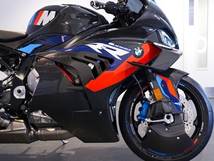  M 1000 RR Competition Pack