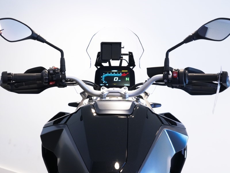 2024 (74) F 900 GS 3231092