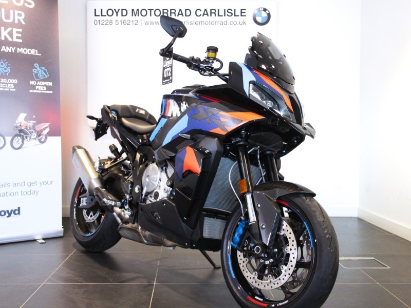 2024 (74) M 1000 XR Competition Pack 3356970