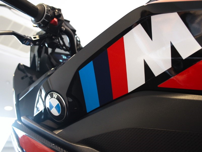 2024 (74) M 1000 XR Competition Pack 3356996