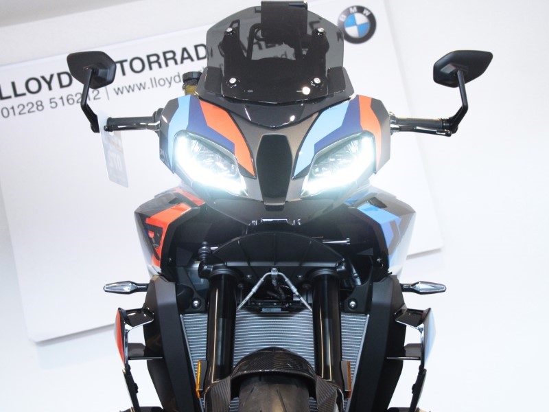 2024 (74) M 1000 XR Competition Pack 3357001