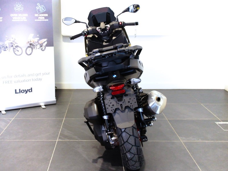  C 400 X 2025 3874098