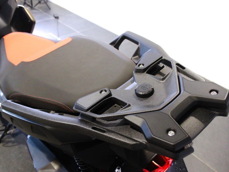  C 400 X 2025 3874117