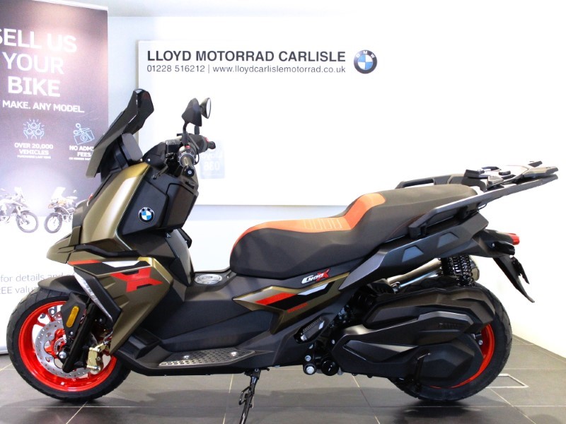  C 400 X 2025 3874096