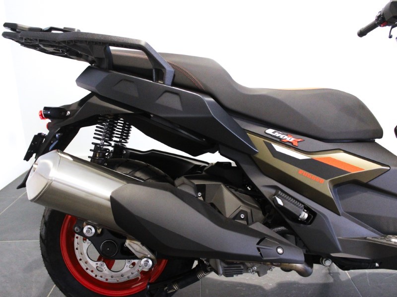  C 400 X 2025 3874113