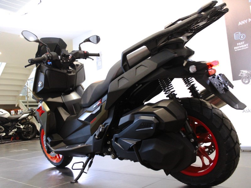  C 400 X 2025 3874110