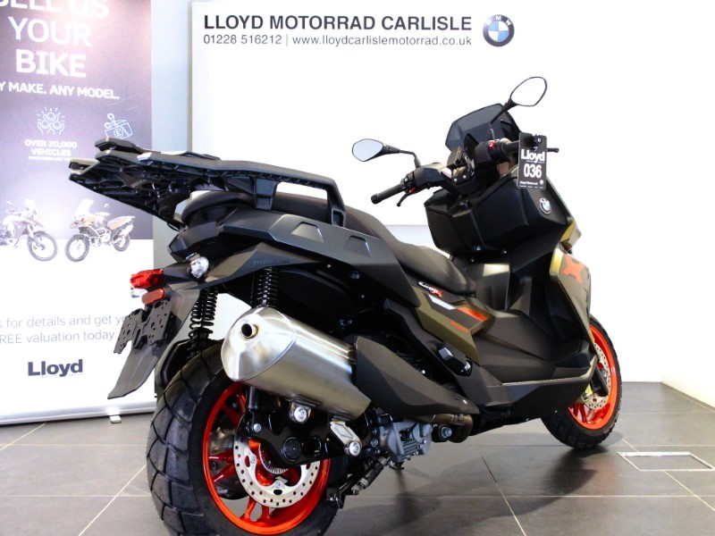  C 400 X 2025 3874099