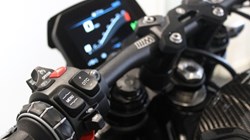 M 1000 R Competition Pack 4663826