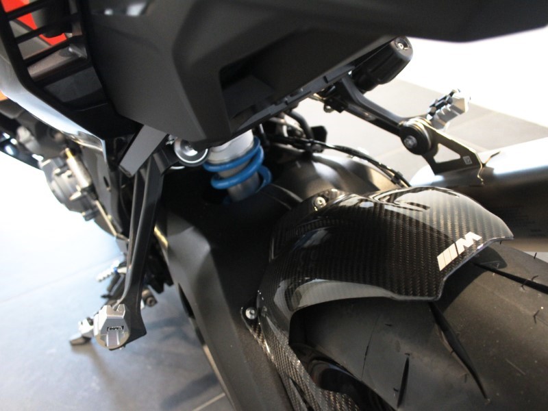 2024 (74) M 1000 XR Competition Pack 4373599