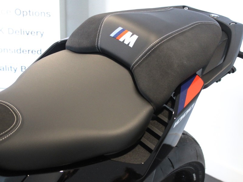 2024 (74) M 1000 XR Competition Pack 4373604