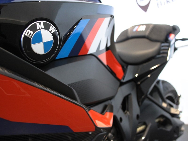 2024 (74) M 1000 XR Competition Pack 4373603