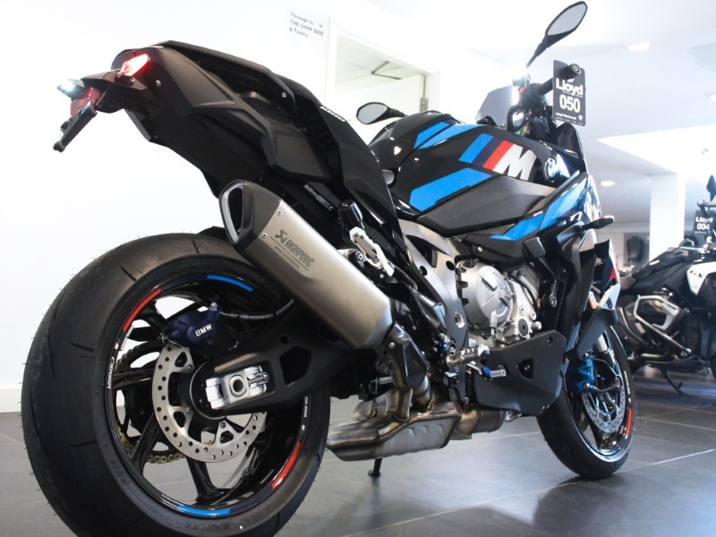 2024 (74) M 1000 XR Competition Pack 4373588