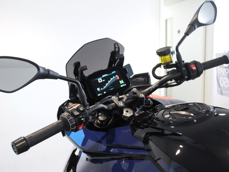 2024 (74) M 1000 XR Competition Pack 4373581