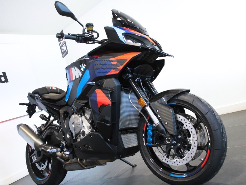 2024 (74) M 1000 XR Competition Pack 4373592