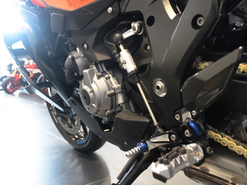 2024 (74) M 1000 XR Competition Pack 4373600