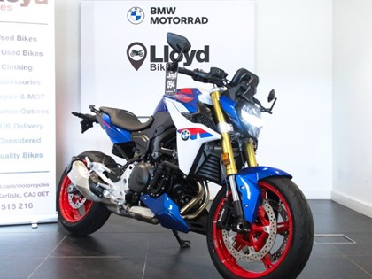 F 900 R