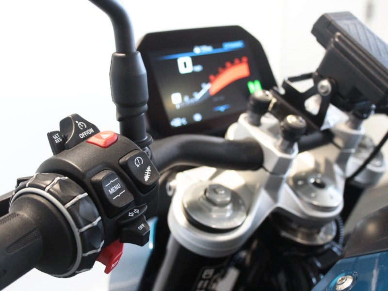  F 900 R 5655313