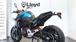 F 900 R 5655308