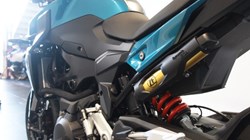 F 900 R 5655323