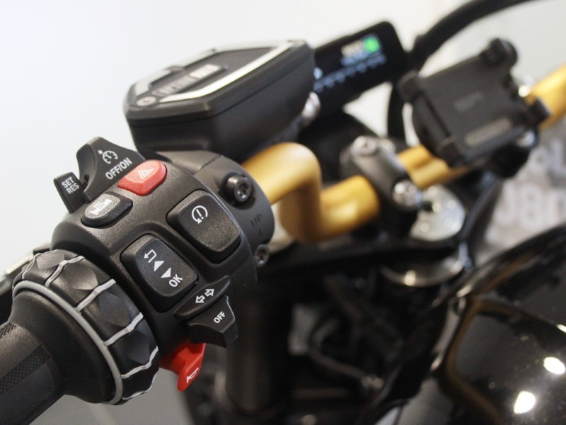  R 12 Option 719 Edition 5654805