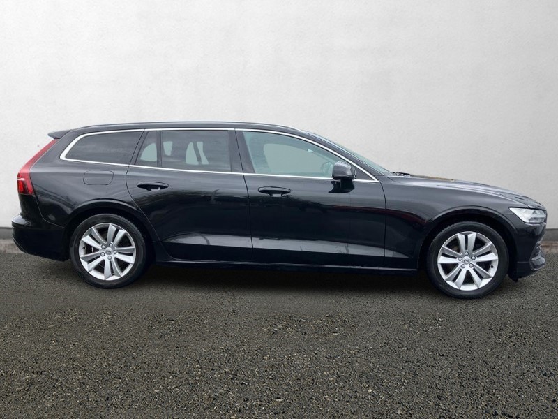2019 (19) VOLVO V60 2.0 D4 [190] Momentum 5dr 3523854