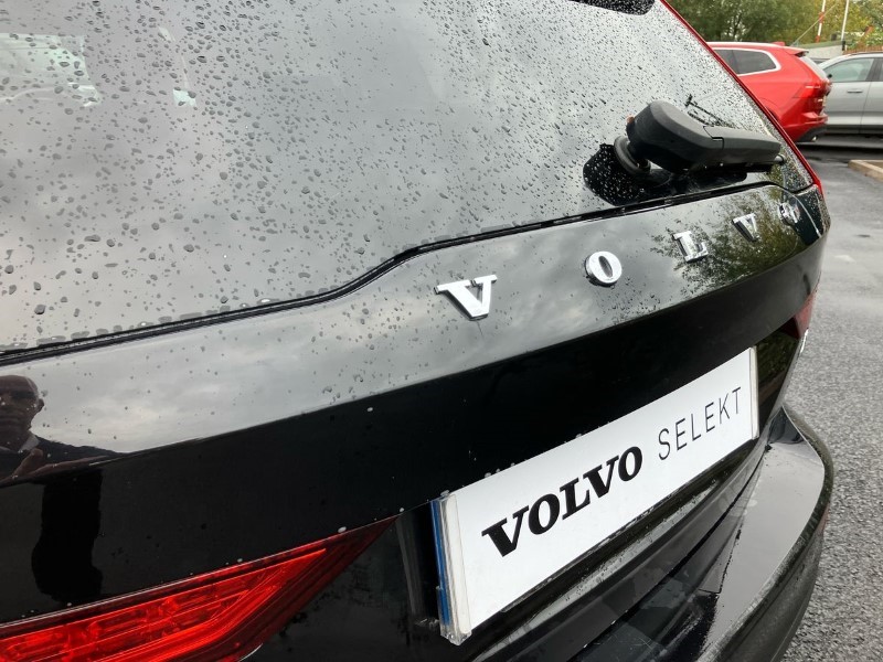 2019 (19) VOLVO V60 2.0 D4 [190] Momentum 5dr 3523891