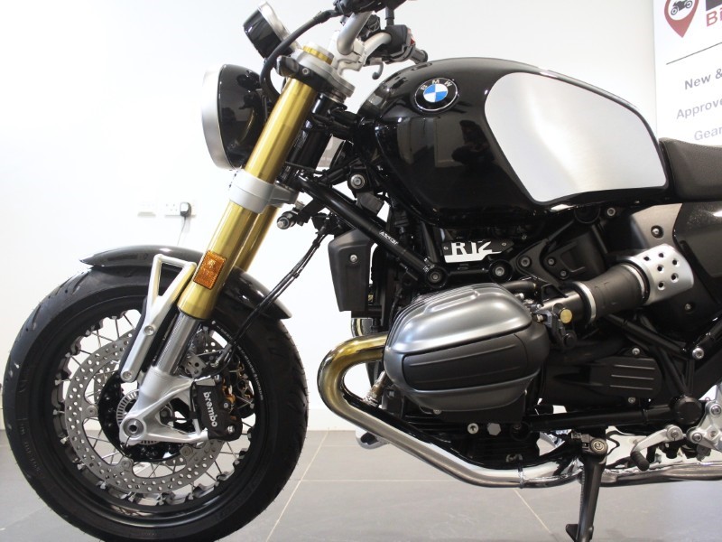  R 12 NineT 5655130