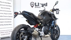 F 900 R 5548655