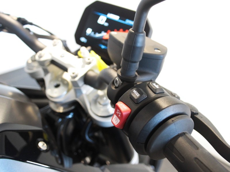  F 900 R 5548662