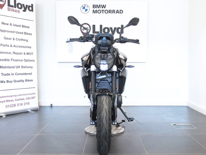  F 900 R 5548650