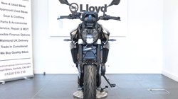 F 900 R 5548650