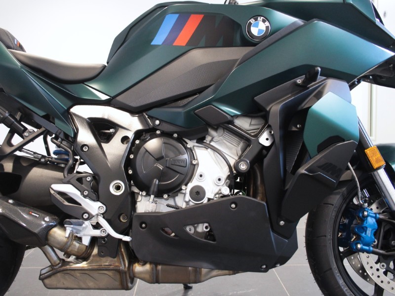  M 1000 XR 5619480