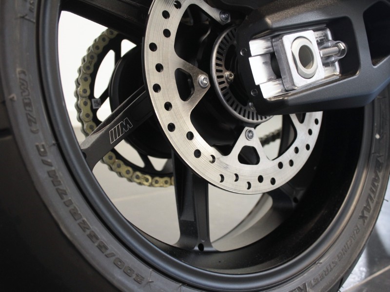 M 1000 XR 5619482