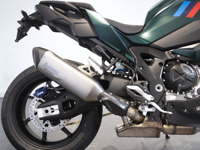  M 1000 XR 5619479