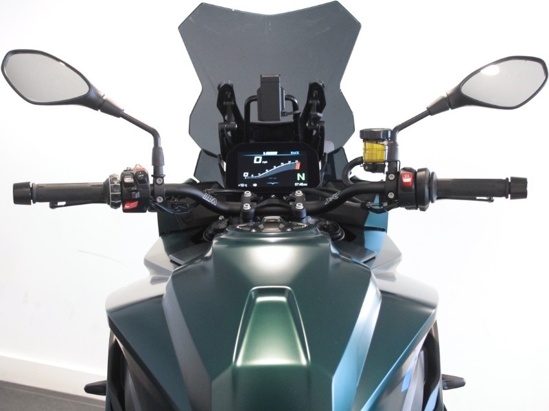  M 1000 XR 5619474