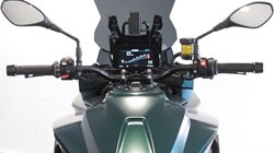 M 1000 XR 5619474