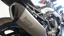 M 1000 R Competition Pack 5629330