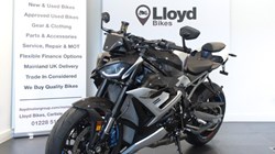 M 1000 R Competition Pack 5629316