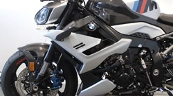 M 1000 R Competition Pack 5629339
