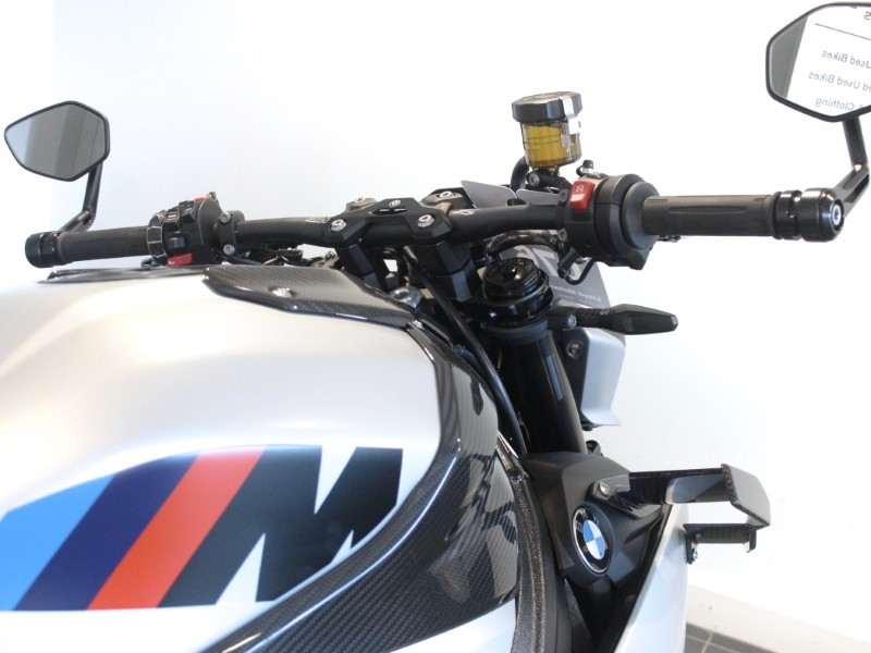  M 1000 R Competition Pack 5629326