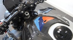 M 1000 R Competition Pack 5629337