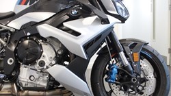M 1000 R Competition Pack 5629335