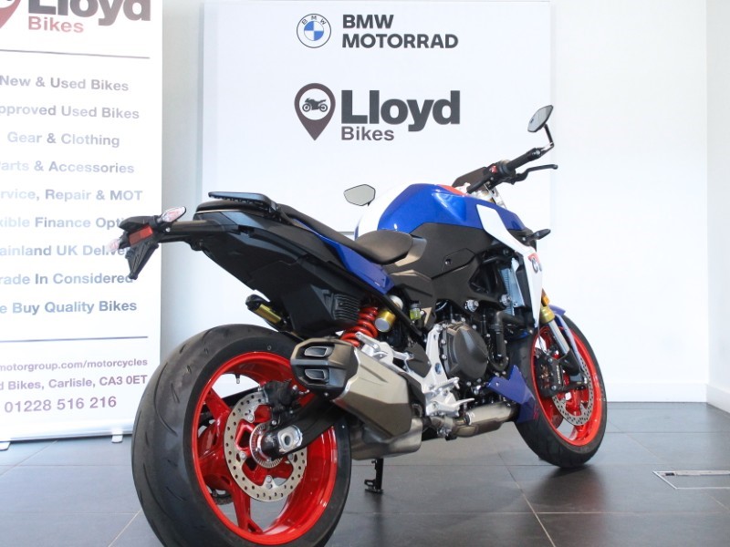  F 900 R 5625235