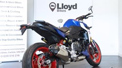 F 900 R 5625235