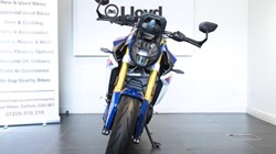 F 900 R 5625230