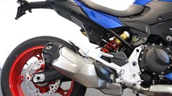 F 900 R 5625243